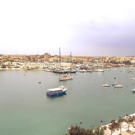 Strand Mansions Sliema Exterior photo